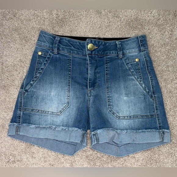 Democracy Blue Jean Shorts Mid-Length Rolled Hem - Picture 1 of 5